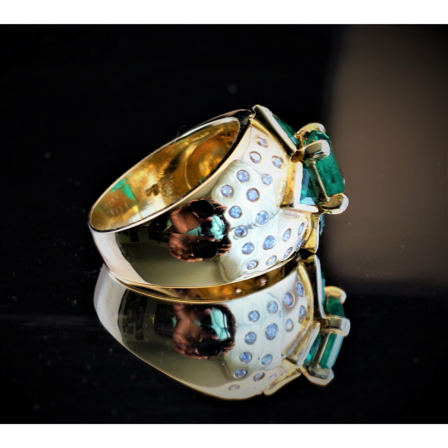 FJL Jewelry Emerald Ring Stunning Emerald Star Shape Ring, 14K Gold, Colombian Emerald Gemstones & Diamonds