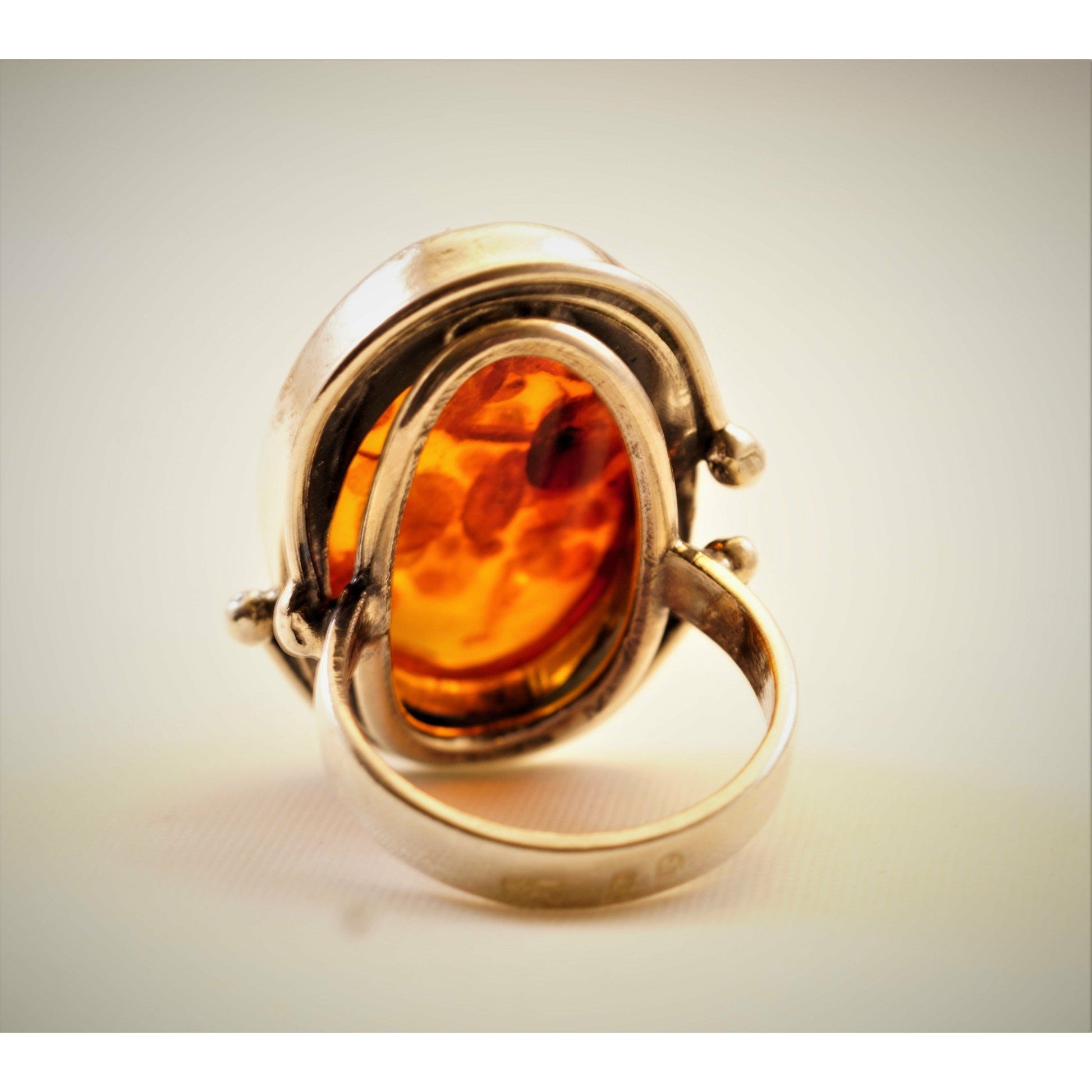 FJL Jewelry Sterling Silver Ring Baltic Sea Amber Ring, Vintage Sterling Silver, Deep Golden-Honey w/ Leopard Inclusions